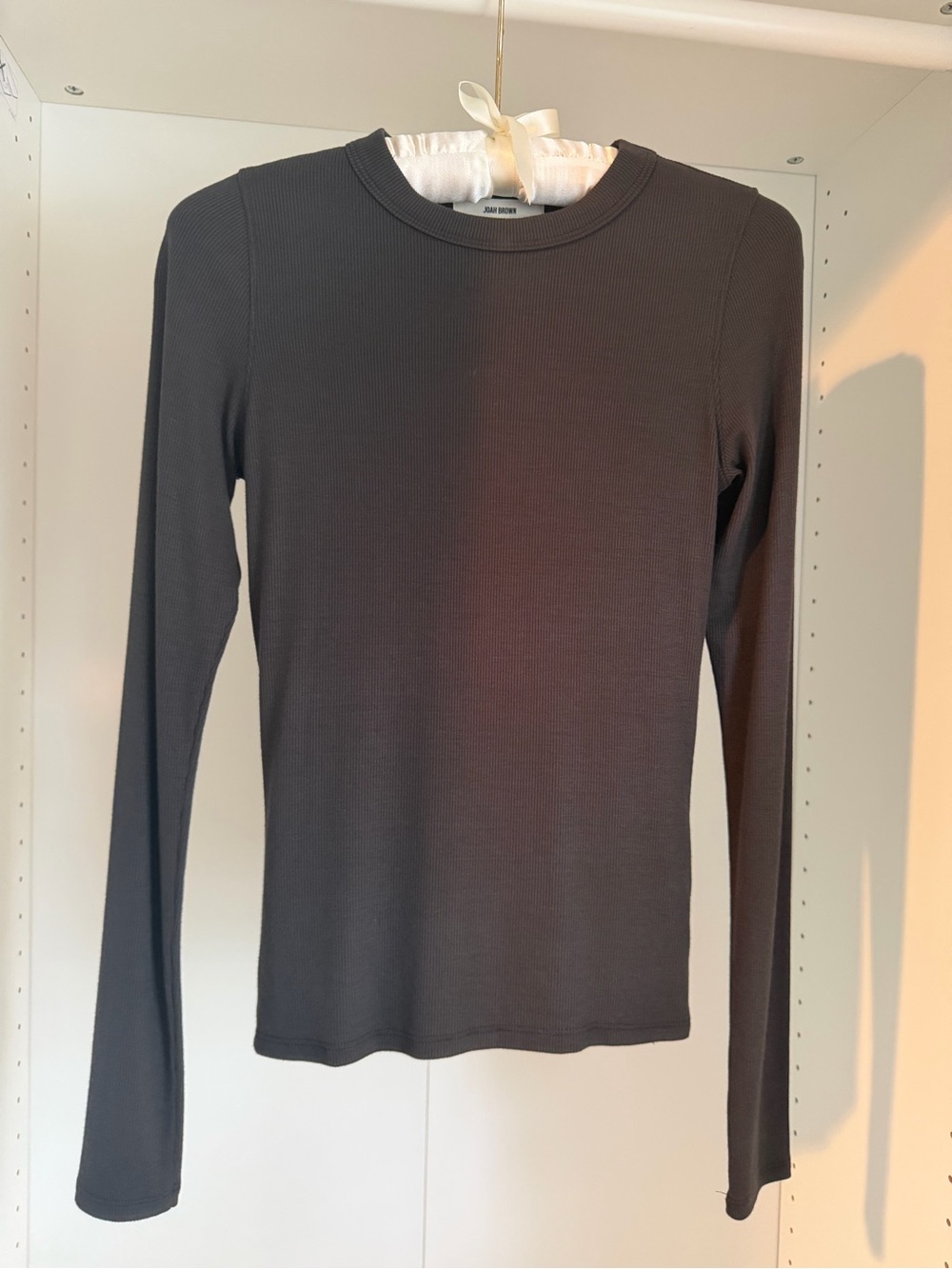 Joah Brown Charcoal Ribbed Long-Sleeve Tee